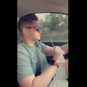 Meet your Posher, Aline